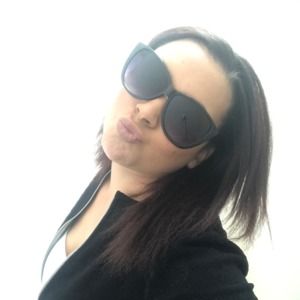 Meet your Posher, April